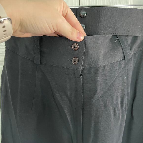 SK & Company Vintage Black Pencil Skirt with Pearl and Chain Belt - Picture 7 of 8